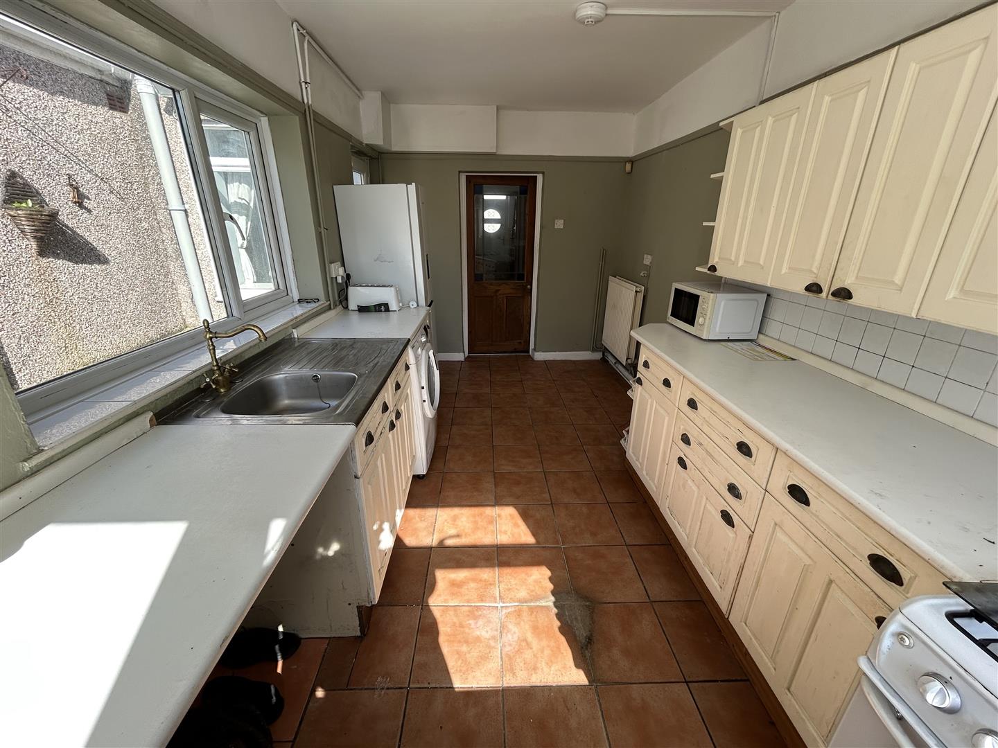 Pleasant Street, Morriston, Swansea, SA6 6HH